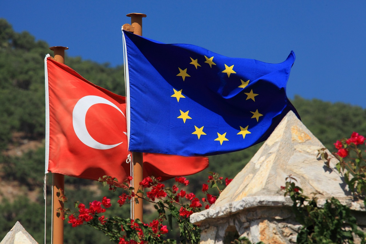 Politics and Philosophy - A Dynamic Duo or a Contradiction?